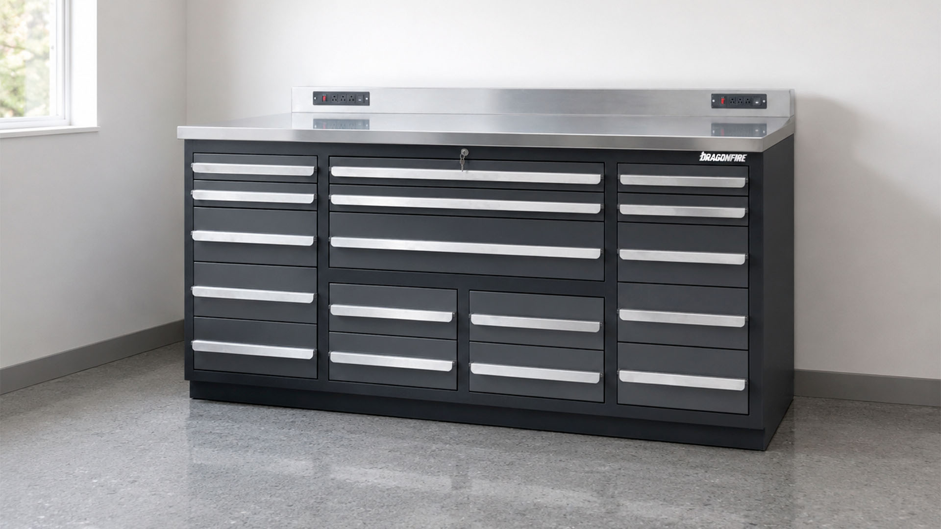 Pro Series 17 Drawer 7FT Workbench