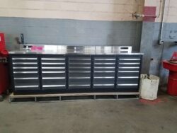 30 Drawer Garage workbench