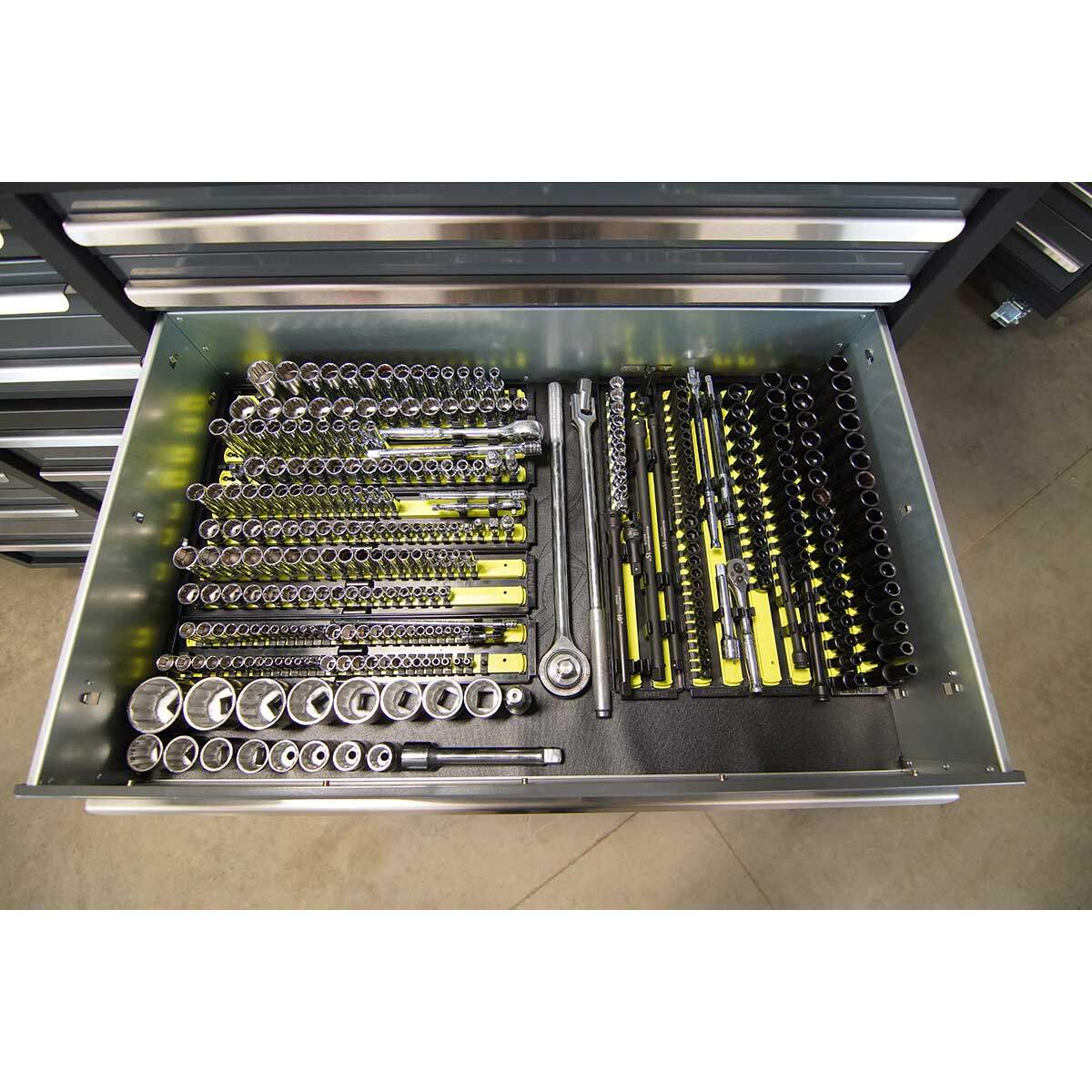 22-Drawer Heavy-Duty Rolling Tool Cabinet